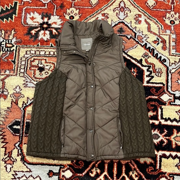 Maurices Jackets & Blazers - Maurices Quilted Vest in Dark Brown and Olive Size 0
